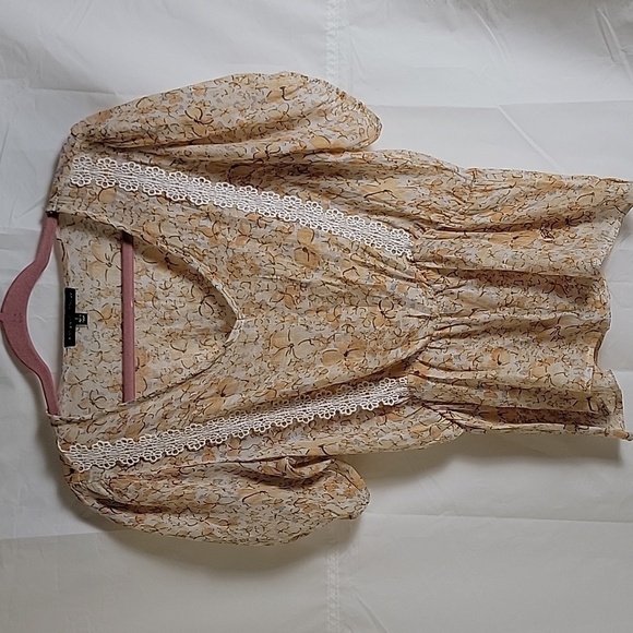 Adrienne Vittadini floral print top - Picture 1 of 8